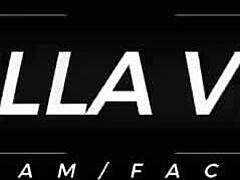 Michella Vienna's Webcam Session with Blonde Latina