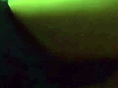 i watch my gf do the moneyshot but she slip up