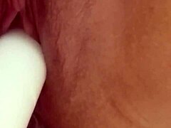 She fucks her pussy with dildo and squirts