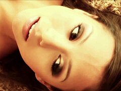 Mia Lina solos with her nympho vibes 😈