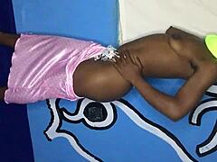 Ebony girl seduces boss with sexy moves in office