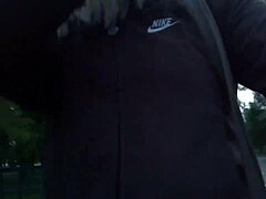 आउटडोर पब्लिक सिटी को टुगेदर एक्सप्लोर करते हैं