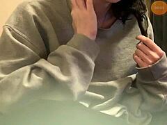 Tight Pussy on Webcam with Cumshot Finish
