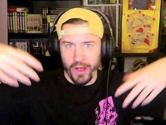 I couldn't hold back from cumming during roleplay