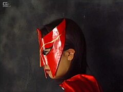 hey, wanna see double heroine action tonight?