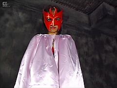 hey, wanna see double heroine action tonight?