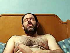 i'm cumming so hard, help me out 😩