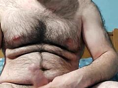 i'm cumming so hard, help me out 😩