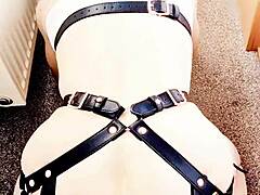 Hekate rides her big ass with dildo 😏