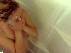 Relaxing shower bath