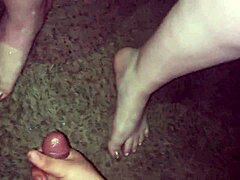 silver toes in heels get a quick cumshot