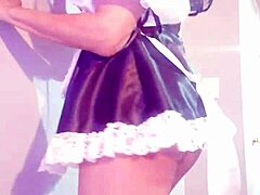 Jazmints, The Stunning Transsexual, Showcases Her Body In Detail