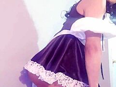 Jazmints, The Stunning Transsexual, Showcases Her Body In Detail