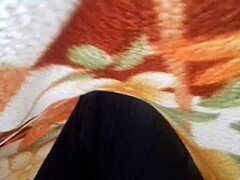 my new handjob in the bath feels amazing