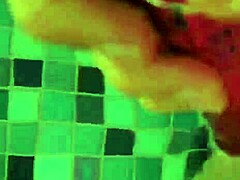 Watch melena maria rya play with her wet pussy in the pool?