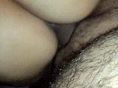 sentando gostoso no cunhado, amateurs exploram prazer proibido