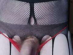 i'm horny wanking in stockings while crossdressing