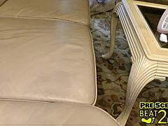 aria nicole paints her tootsies on beat2feetcom, sucking dirty teen toes