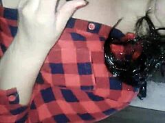 I love sucking as a slutty mommy milf.