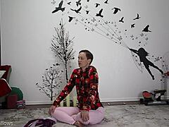 Yoga lesson with milf and friend in fetish setting