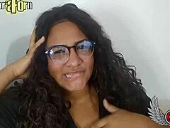 I masturbate with toy until I squirt