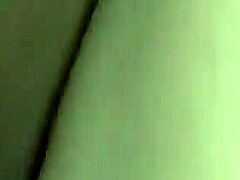 me pongo encima y le saco la leche sin moverme