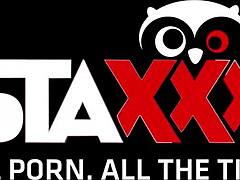 Brunette teen in lingerie loves double dick action