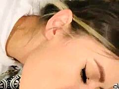 wife gives sexy facial with deepthroat