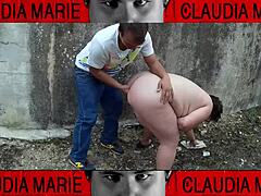 Impossible positions to taste her juicy pussy on the street. I love licking her from top to bottom till she bursts!