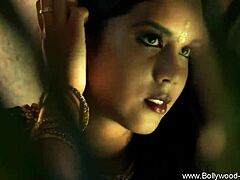 Who is this exotic lover mystery dancer performing solo?