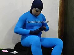 Zentai Injection in Medical Fetish Scene!