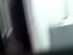 This amateur girl knows how to work that blowjob