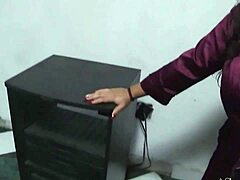 fixing the busted speaker for my curvy milf sister-in-law with huge tits