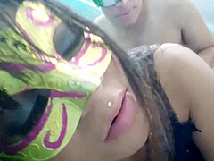 entro a la cama de mi hermanastra y me recibe con una mamada muy deliciosa me mamo hasta los testiculos la muy zorra ella quiere que la folle intenso blowjob ass milf pov big ass amateurs not sister sex