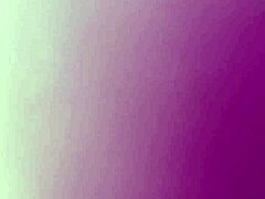 Pinto grosso e no cuzinho da esposa com gemidos e enfiando até o fundo no cuzinho lisinho.