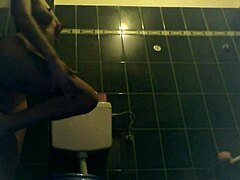 Blonde Body Full of Cream