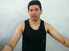 convincing my straight married coworker to suck his 20cm cock at work