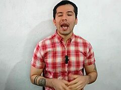 supervisor casado de la maquiladora penetra a pelo a su empleado en los ba�os en el turno nocturno relato sexual