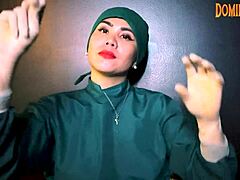 Latex gloves fetish unfolds in kinky play.