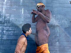 Daddyblackxxx1 Fucks Ericsockz Outdoors In Intense Gay Action!