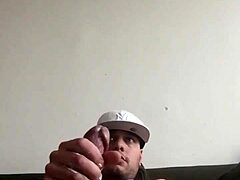 trim 9a89550f-b781-421b-a14b-67485c308e11 mov masturbation solo