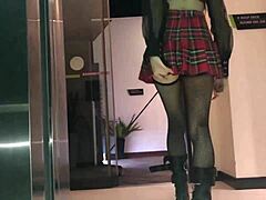 Did Eva Yi get facialized by Rome Major in fishnets?