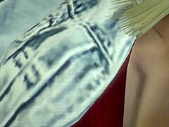 जीटीए 5 में फर्स्ट पर्सन में रंडी पिक अप करता हूँ