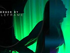 Big ass brunette masturbating on the bed