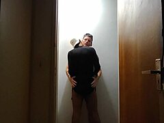 Whoa, Gay Friends Caught Sucking Big Monster Cocks In Corridor After Gym!