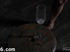 Brave gal feels vicious pounding on hot wazoo