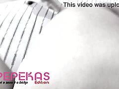 Sarah Rosa sucks dick on Christmas?