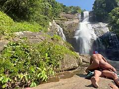 Amateur video fucking pretinha 18 at waterfall outdoor!
