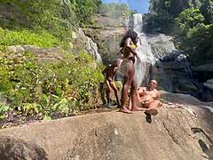 Amateur video fucking pretinha 18 at waterfall outdoor!