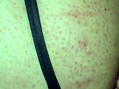 Ele fodeu meu cu até gozar dentro